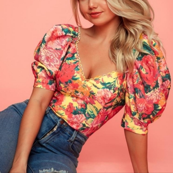 A.Peach Tops - Pink Floral Puff Sleeve Top